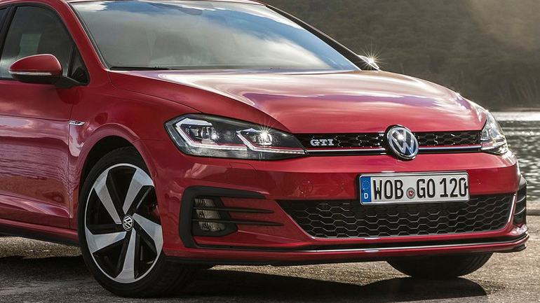 Το 2020 θα είναι έτοιμα τα νέα Golf GTI και R